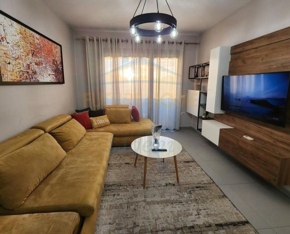 Qera, Apartament 1+1, Stadiumi Dinamo, Tirane.