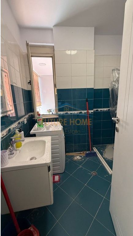 Affitto, Appartamento 1+1, Nuovo Anello, Tirana.