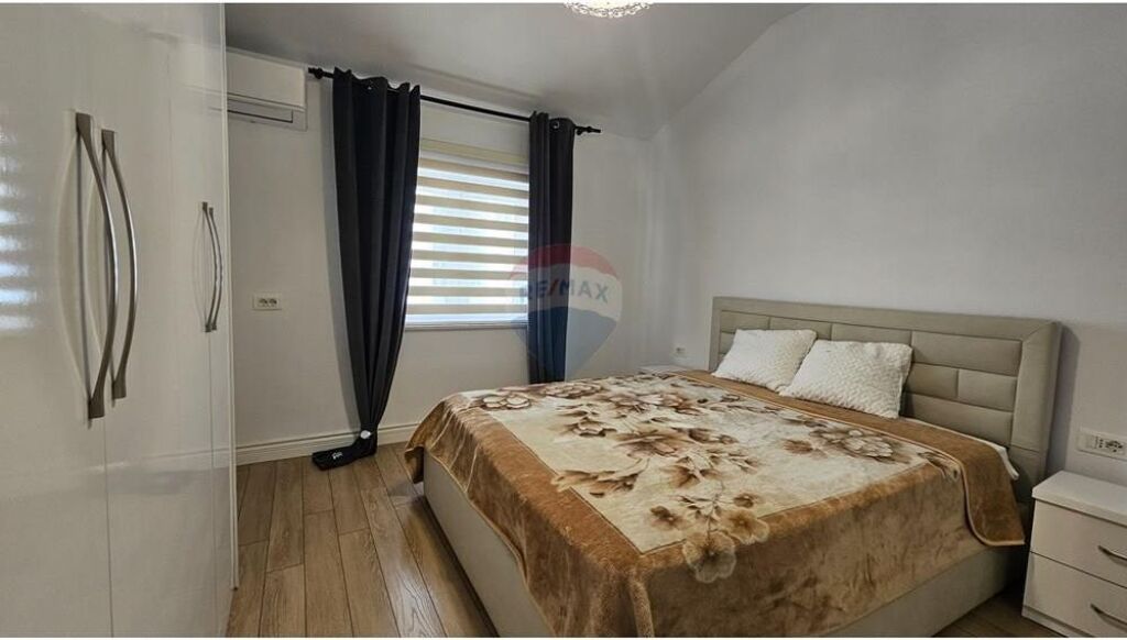Apartament - Për Qira - Shallvaret, Tiranë