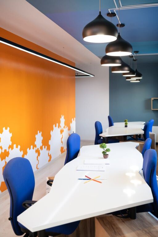 Ufficio in affitto 550 m2 a Bllok