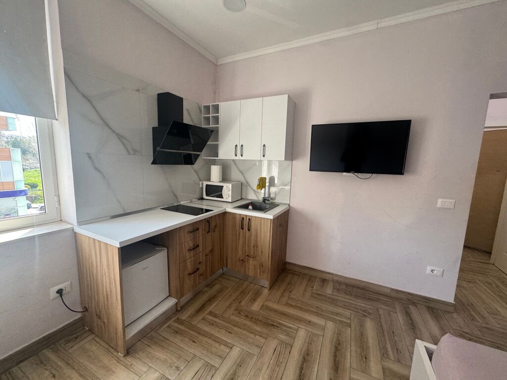 Shiten 2 Garsoniere tek Stadiumi Dinamo!