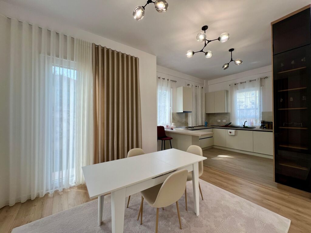 3-storey Villa for rent, “Rezidenca Vilat Lule”, Mjull Bathore