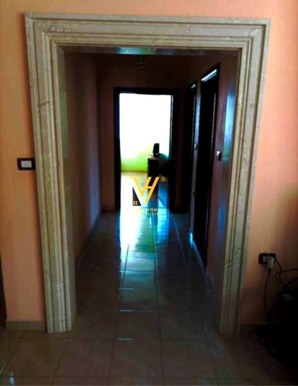 SHITET APARTAMENT 2+1+2BLK TE STADIUMI, POGRADEC 132.000 EURO