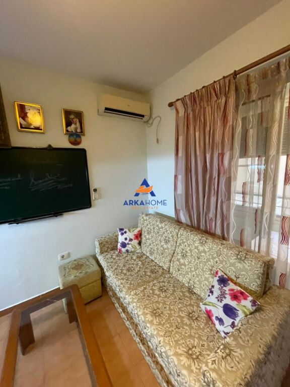 JEPET GARSONIERE ME QERA 30M2 "KODRA E DIELLIT" 30.000 LEKE ( 40.000 LEKE ME POST PARKIMI)
