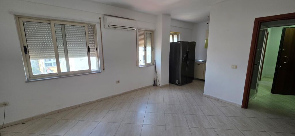 For rent at 5 maji at the end 3+2 unfurnished 35000 lek