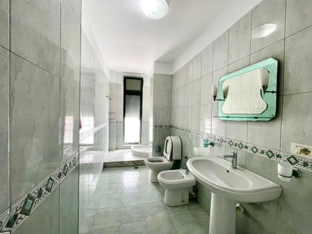 Appartamento 2+1 in affitto a Kamez