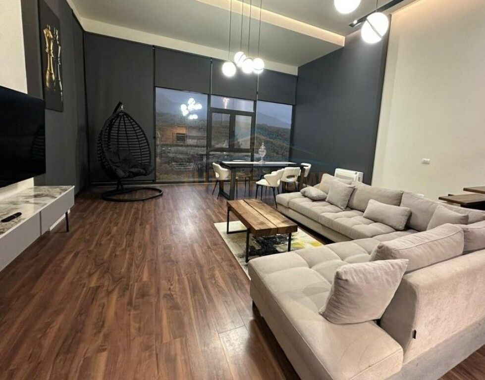 Shitet, Duplex 2+1, Fresk , Tiranë