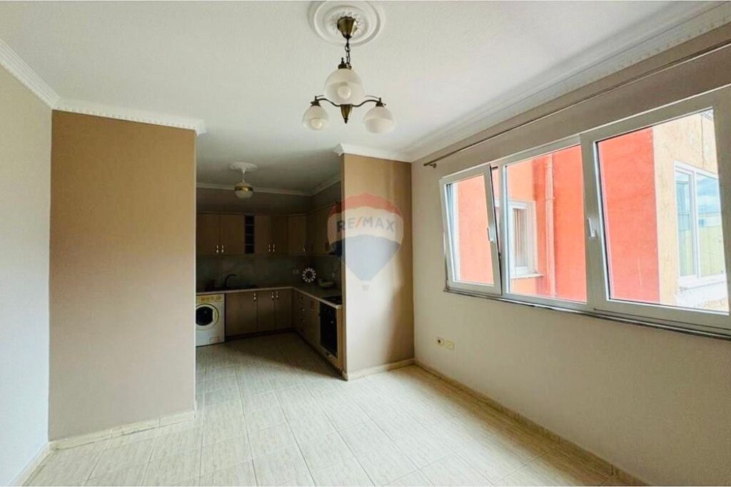 🏠📍Ambient Zyra me qera Komuna e Parisit