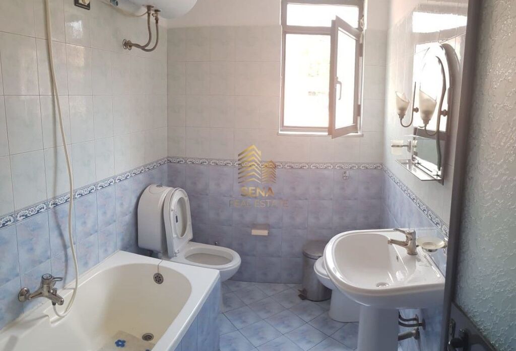 Qira, Apartament, 2+1 , Rruga e Durresit, 70.000 ALL/muaj