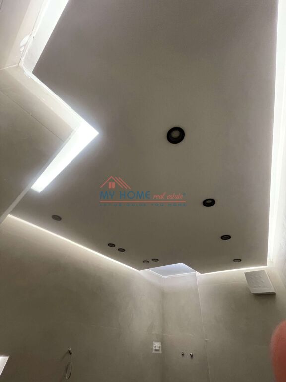 Zyre me qera te Rruga Elbasanit ne Tirane