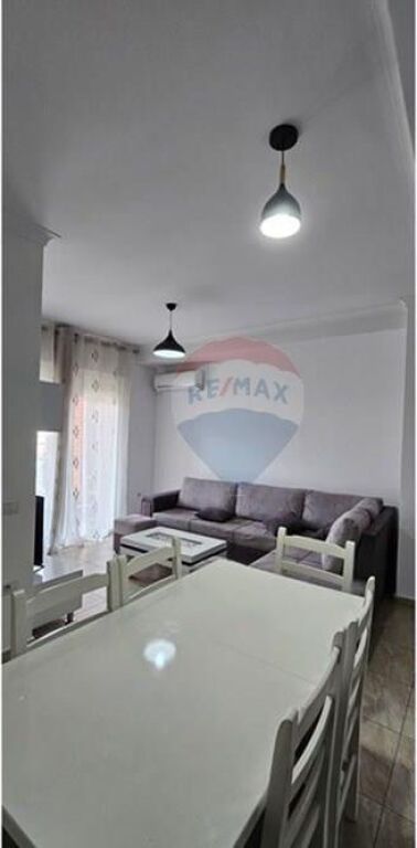 Appartamento 1+1+Parcheggio in affitto Campo Aviazione