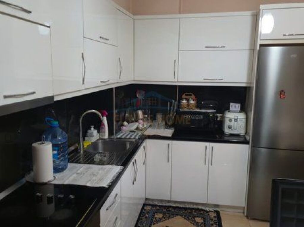 In vendita, Appartamento 2+1, Yzberisht, Tirana