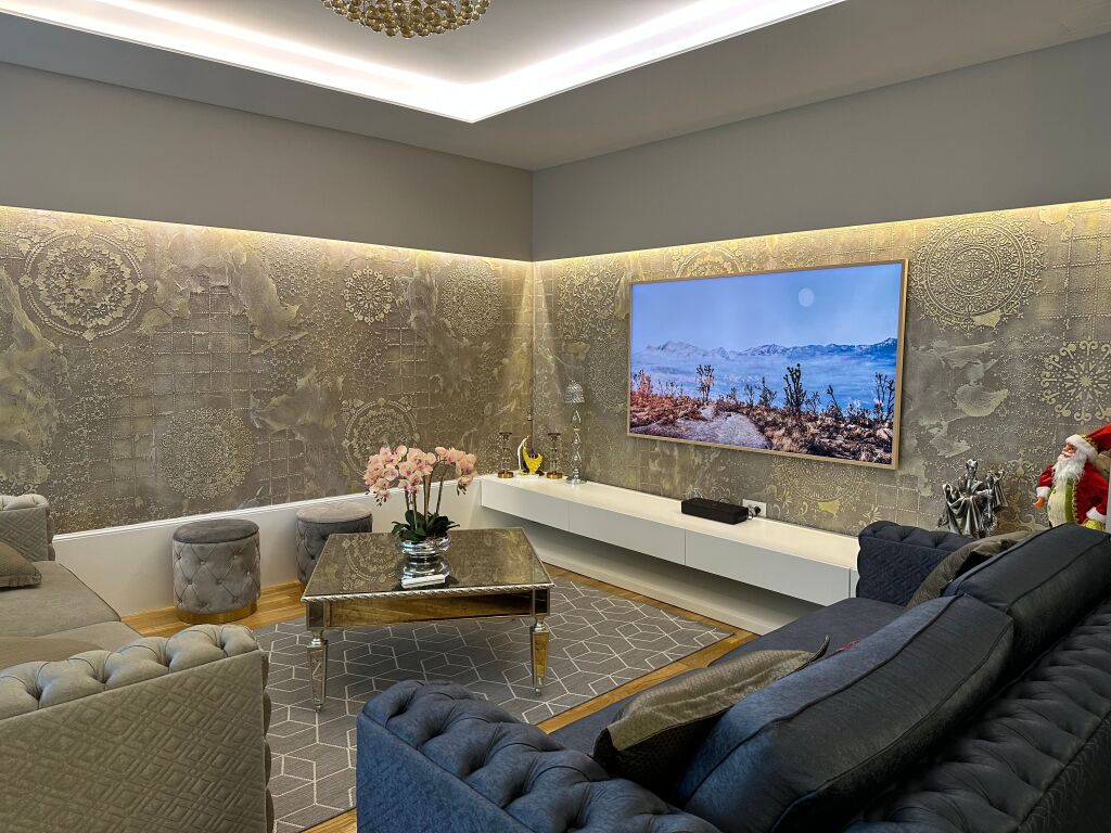 🏡 Shitet apartament 3+1 te prane Air Albania, Rruga Elbasanit