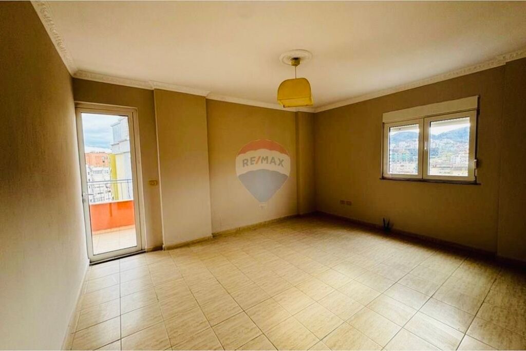 🏠📍Ambient Zyra me qera Komuna e Parisit