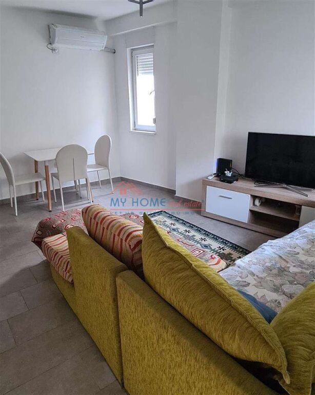 Apartament 1+1 Me Qera tek 21 Dhjetori