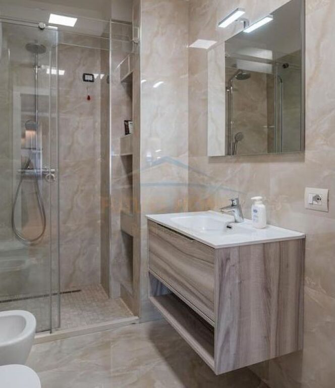 Apartment 3+1+2 for Sale Complex "Kontakt", 21 Dhjetori