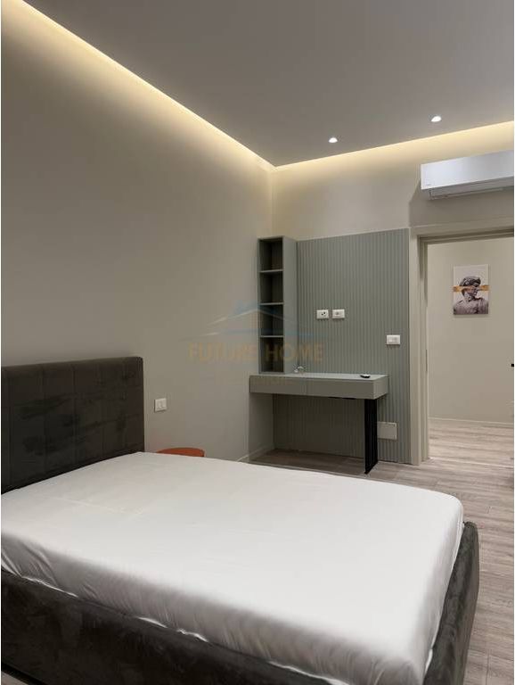 Qera, Vile 4-katëshe, Liqeni I Thatë, Tiranë