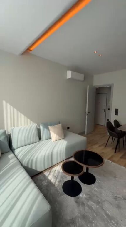 🏡 Apartament 1+1 me post parkimi me qira – pranë Air Albania Stadium