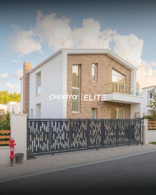 🔥 Two-Storey Villa for Rent 🔥