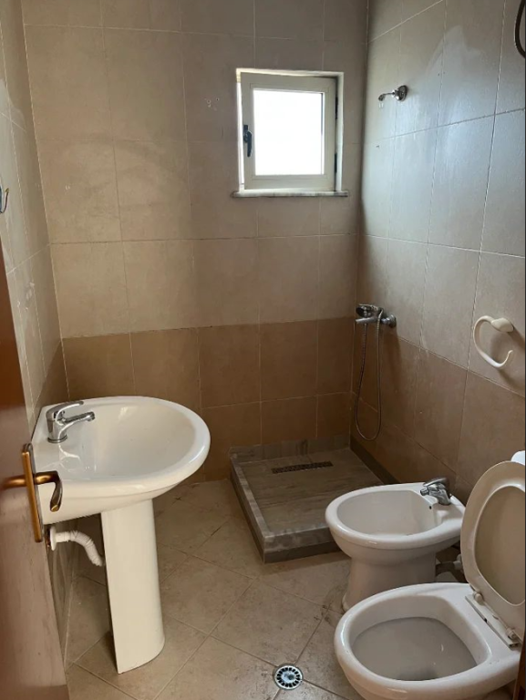 Apartament 2+1 me qira te Ish Fusha e Aviacionit