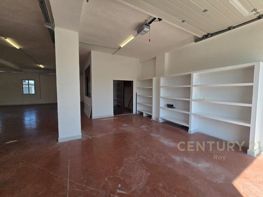 Magazinë 2-katëshe me qira – Shkozet, Durrës , vendndodhje strategjike për biznes, prane portit dhe autostrades !!!