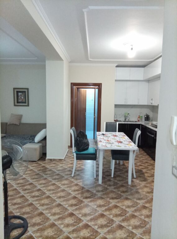 APPARTAMENTO 2+1+2 IN AFFITTO ASTIR VICINO ALLA STRADA