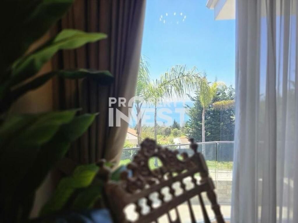 Vile fantastike per shitje ne Dhermi