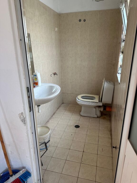 !!!OKAZION!!! SHITET AMBJENT BIZNESI