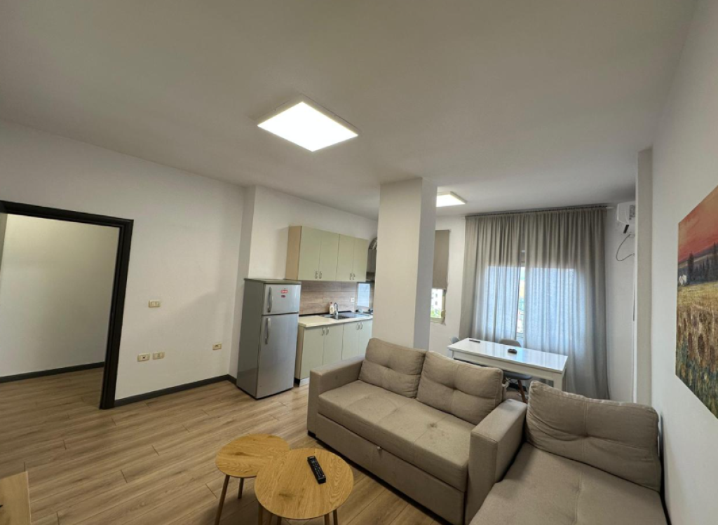 🏡 Apartament 2+1 për Shitje – Kristal Center