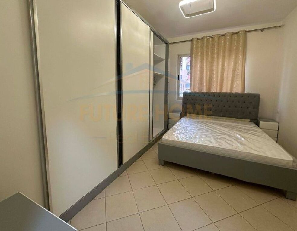 Qera, Apartament 2+1, Unaza e Re