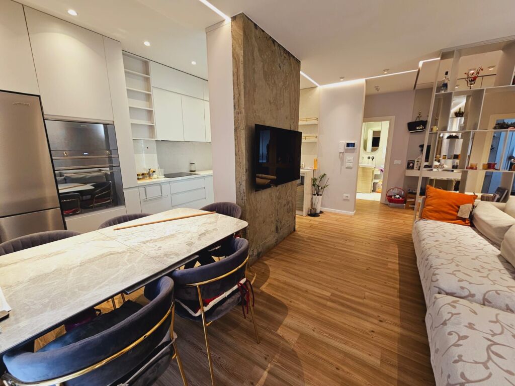 For Rent: 2+1+2wc ( PAZARI I RI )* 📍 *950€* - k5, Elevator. - Super Investment **60k€ Cost - with Architect | Modern Furnishing, Electro A++ & PARQUET