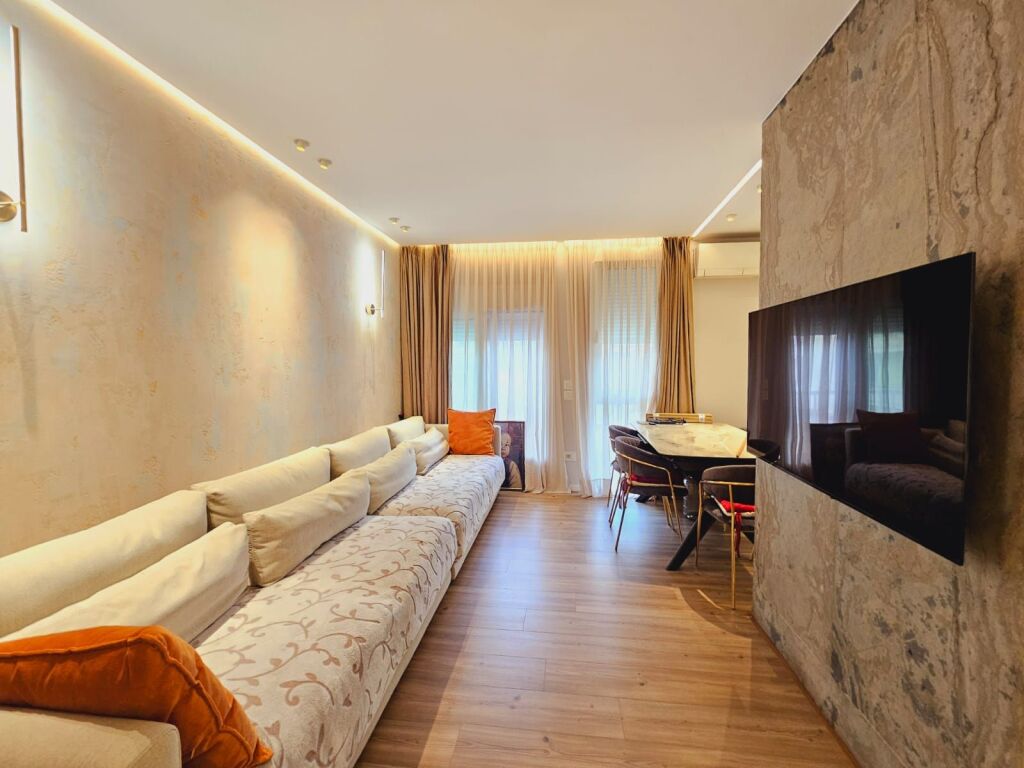 For Rent: 2+1+2wc ( PAZARI I RI )* 📍 *950€* - k5, Elevator. - Super Investment **60k€ Cost - with Architect | Modern Furnishing, Electro A++ & PARQUET