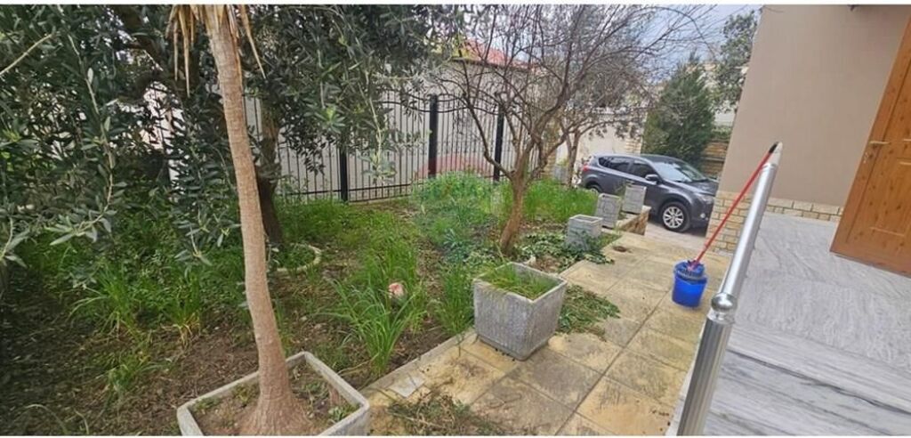 Private house - For Rent - Idriz Dollaku Street, Tirana