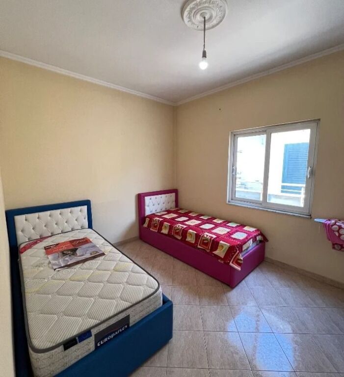 Rent | Private house 2 + 1 | Yzberisht | 400 €/month