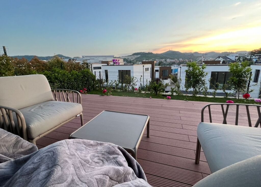 🏡 Vilë 3-Katëshe për Shitje – Mandarin Residence