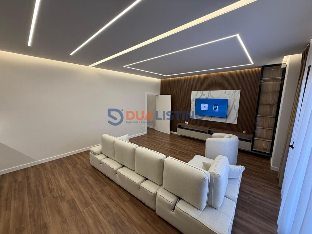 For Rent Apartment 2+1+2 + 2 Parking Spaces Selite, Kodra e Diellit!