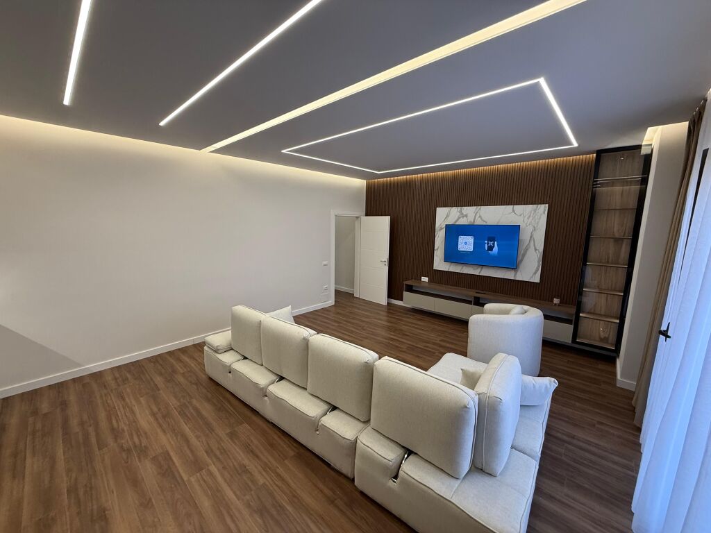 🏡 Apartment for Rent 2+1+2 + 2 Parking Spaces 📍 Selitë – Kodra e Diellit, one of the quietest and most elite areas of Tirana