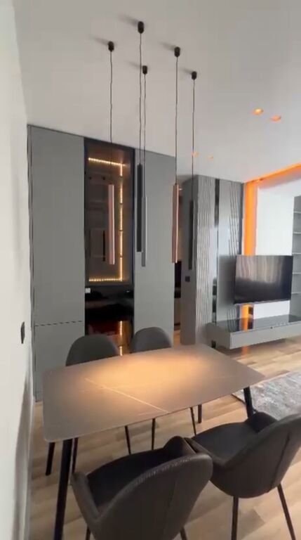 🏡 Apartament 1+1 me post parkimi me qira – pranë Air Albania Stadium