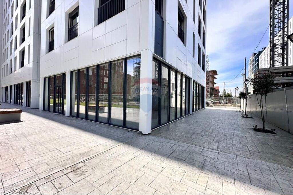 Negozio - In Affitto - Nuovo Viale, Tirana