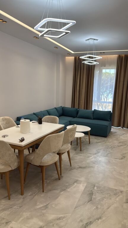 APARTAMENT NE SHITJE 2+1 TE MALI ROBIT GOLEM ME POST PARKIMI