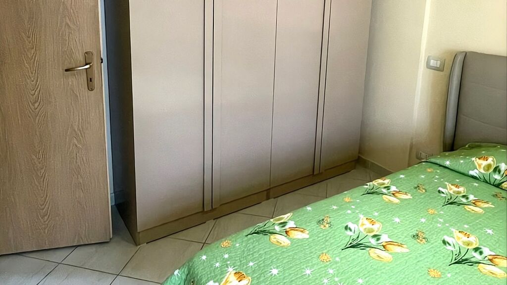 Apartament Me Qera 1+1 Dhomë Te Pista Koka | I Mobiluar | Ballkon