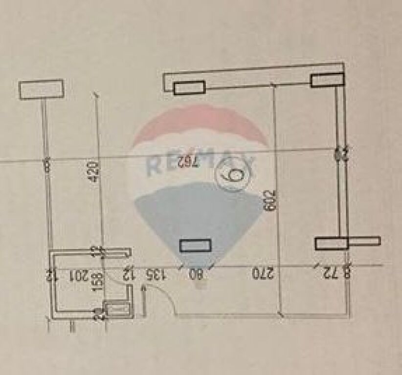 Shitet - Zyre 60 m2 tek rruga Elbasanit Çmimi ID: 530201001-817