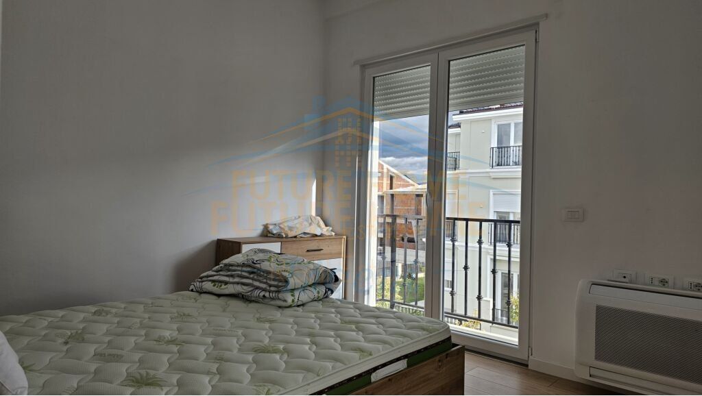 Rent, 3-storey Villa, Residence "Vila Lule", Mjull Bathore