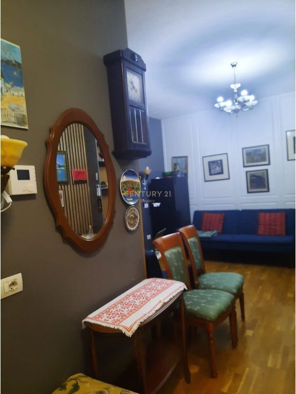 photos  🏡 Apartment 1+1 for Rent – BARRICADES STREET – CENTER, TIRANA! 1,000 € /Month 1,000 € /Month Total Area  90m2