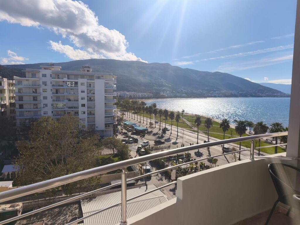 Super Apartment 2+1 Lungomare Vlore