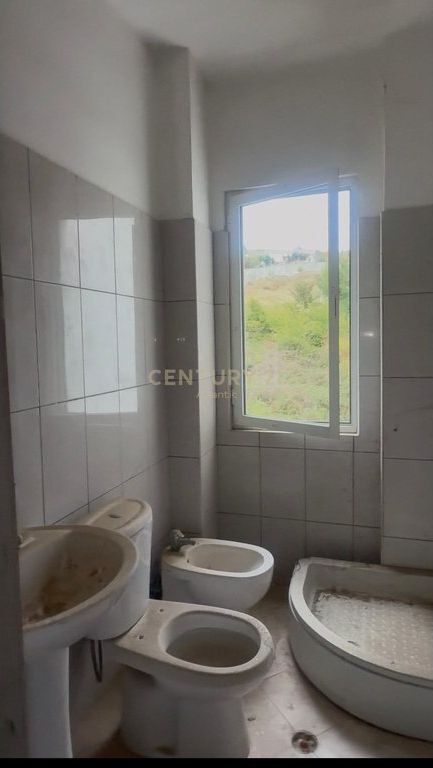 Apartment 1+1 in Shkëmbi i Kavajës, Durrës For Sale - 58,000€ | 54.9 m² 58,000 €