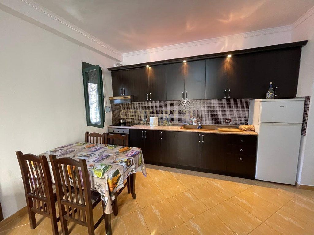 SHITET APARTAMENT 1+1 PRANE KLAJDI RESORT, GOLEM!