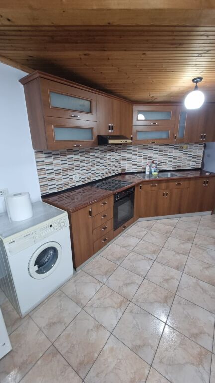 Jepet me qira apartament 1+1 , 400 € ,Don Bosko