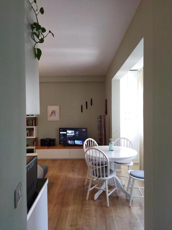 Apartament 1+1 me qira, Tregu Elektrik