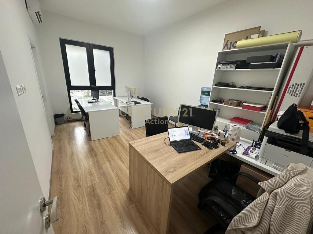 2+1 for office rent! 1,100 € /Month